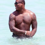 Flo-Rida-Shirtless-Tattoos-3