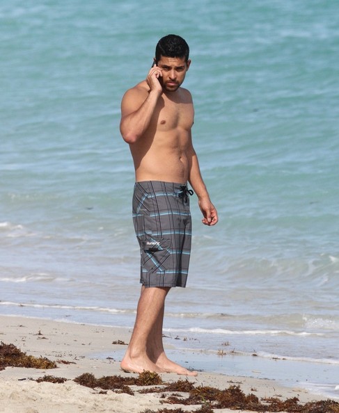 wilmer-valderrama-shirtless wilmer-valderrama-shirtless
